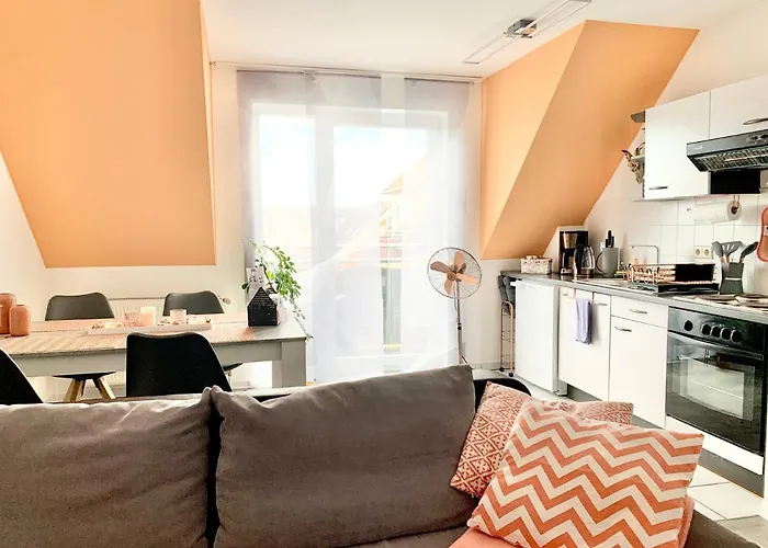 Cottbus-Apartments - Apricot Apartment I Privat I Wifi I Kueche I Balkon