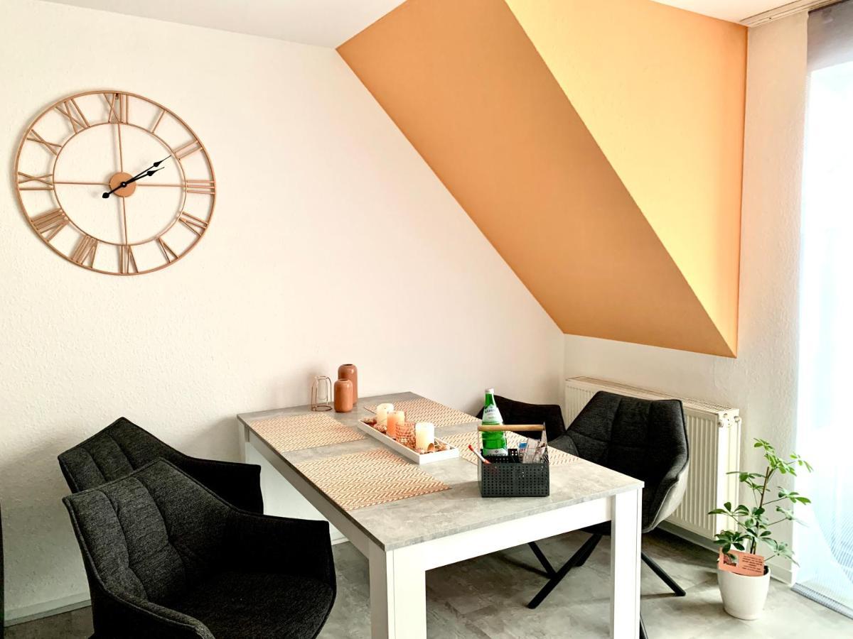 Cottbus-apartments - Apricot I Privat I Wifi I Kueche I Balkon * Cottbus