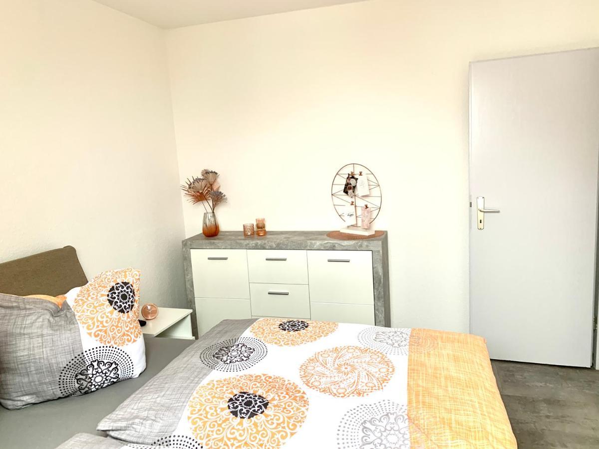 Cottbus-apartments - Apricot I Privat I Wifi I Kueche I Balkon * Cottbus